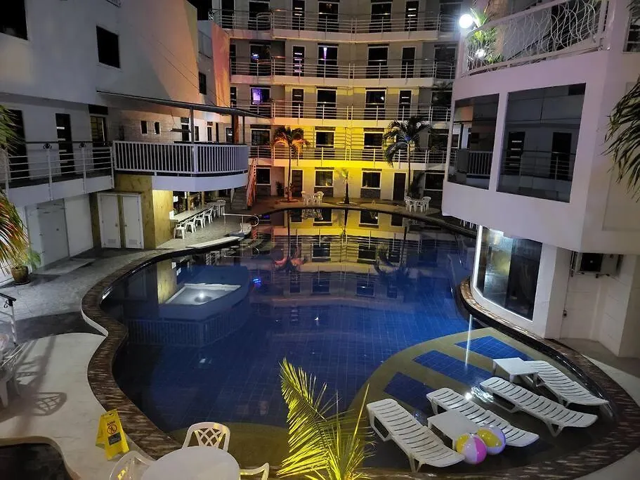 Sheryll Escapes - Kandi Resort-Type Spacious 1 Bedroom Loft With Netflix And Free Housekeeping Ángeles